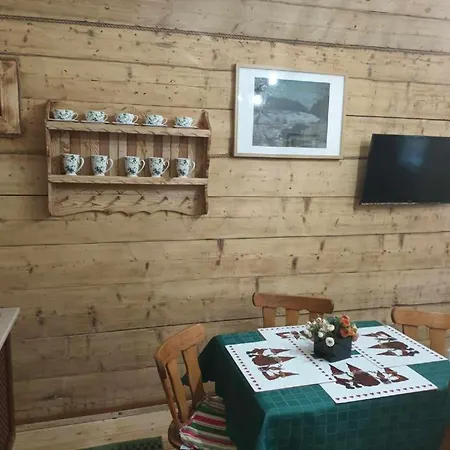 Konradowka - Debowy, Klonowy, Kosowka I Limba *